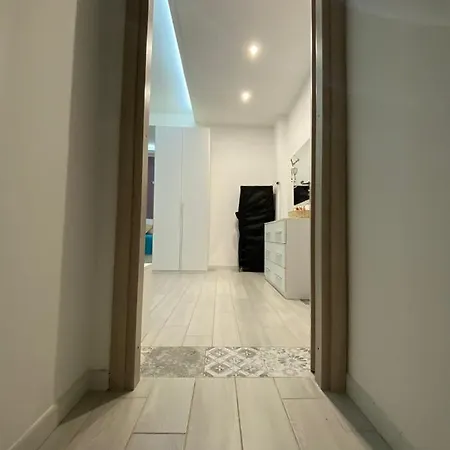 La Casa Di Tano Con Posto Auto דירה *